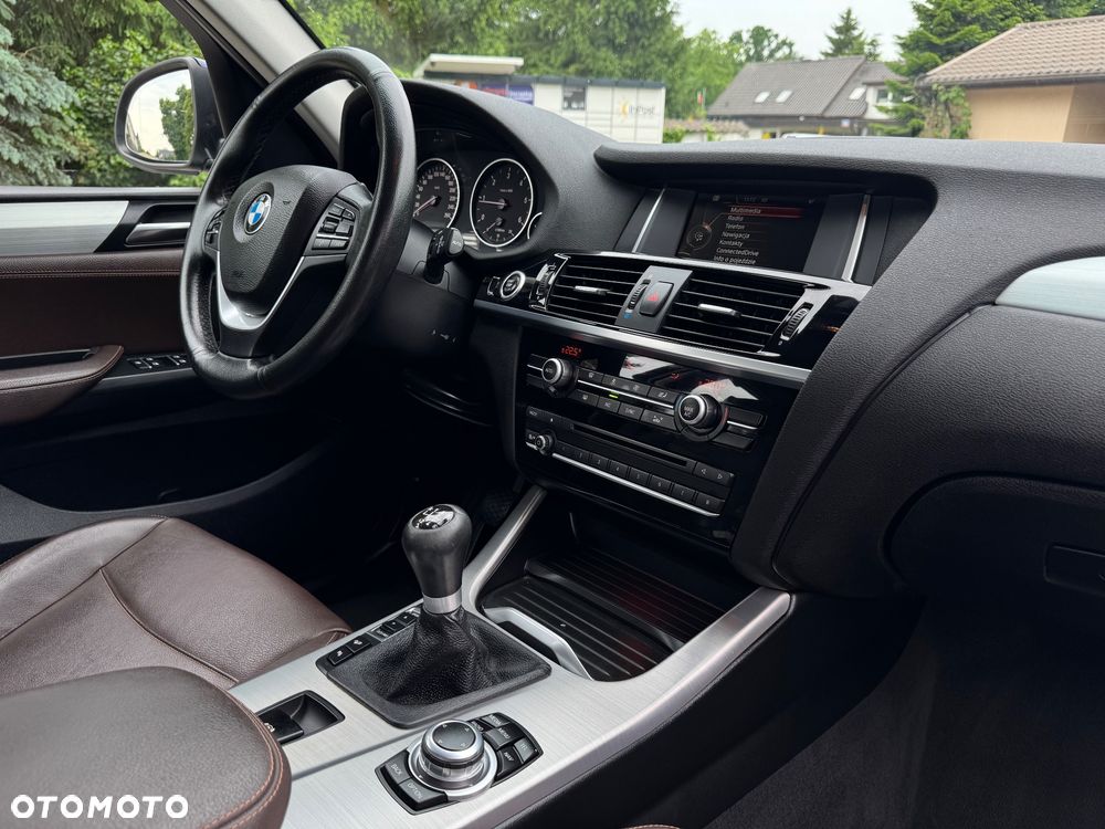 BMW X3 xDrive20d Advantage - 8