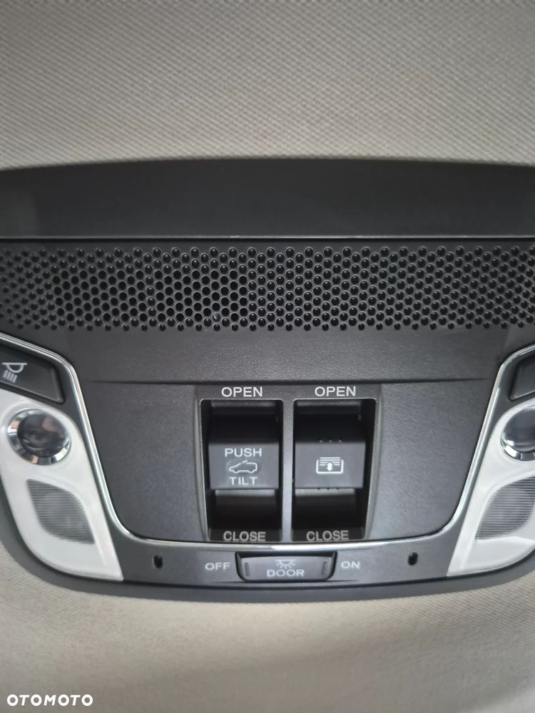 Honda HR-V 1.5 Executive (ADAS) CVT - 14