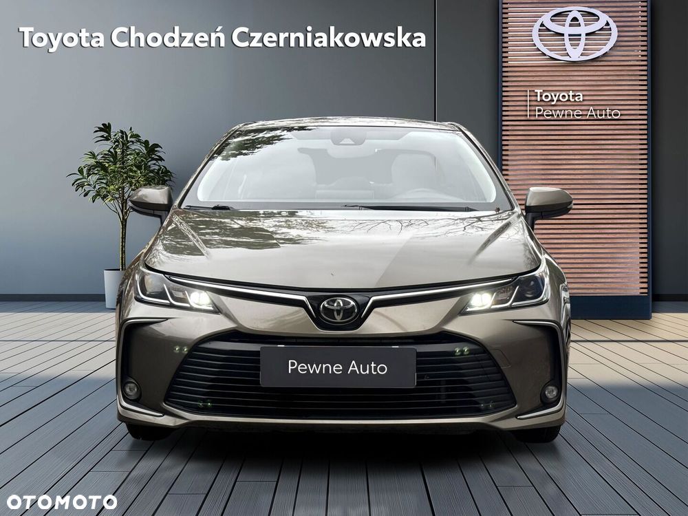 Toyota Corolla - 10
