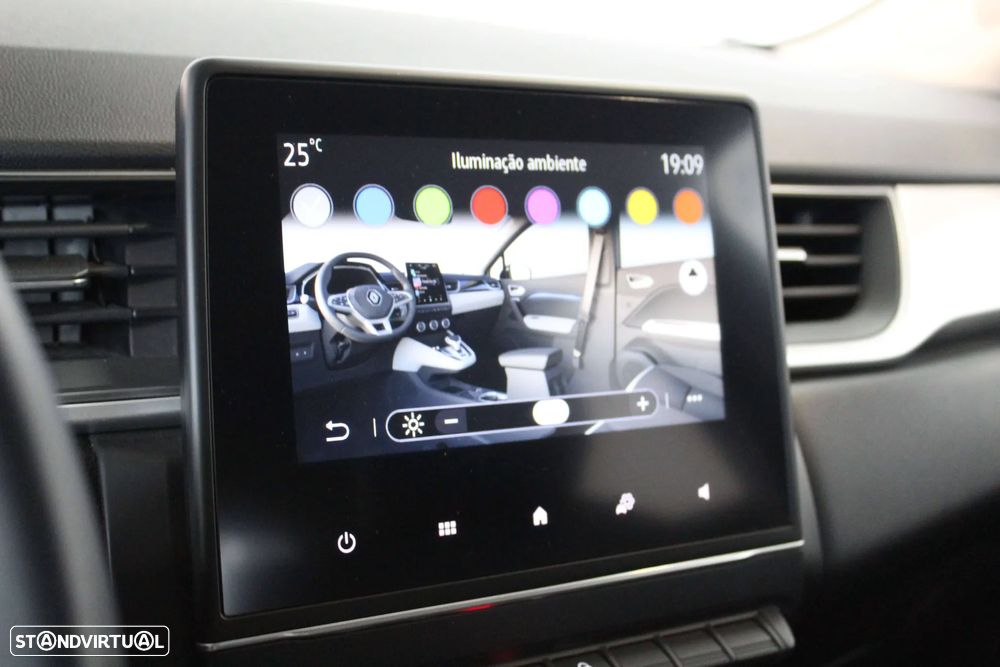 Renault Captur 1.0 TCe Techno Bi-Fuel - 10