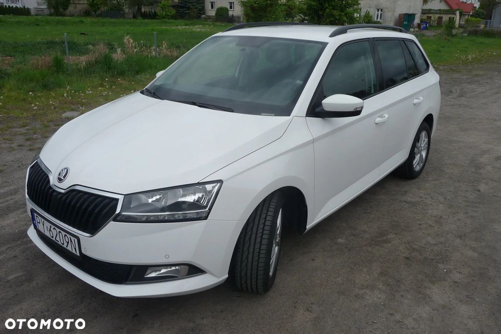 Skoda Fabia 1.0 TSI Active - 1