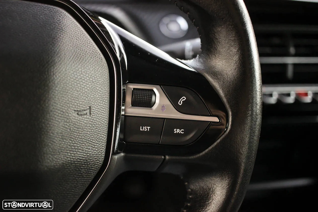 Peugeot e-208 50 kWh Active Pack - 19