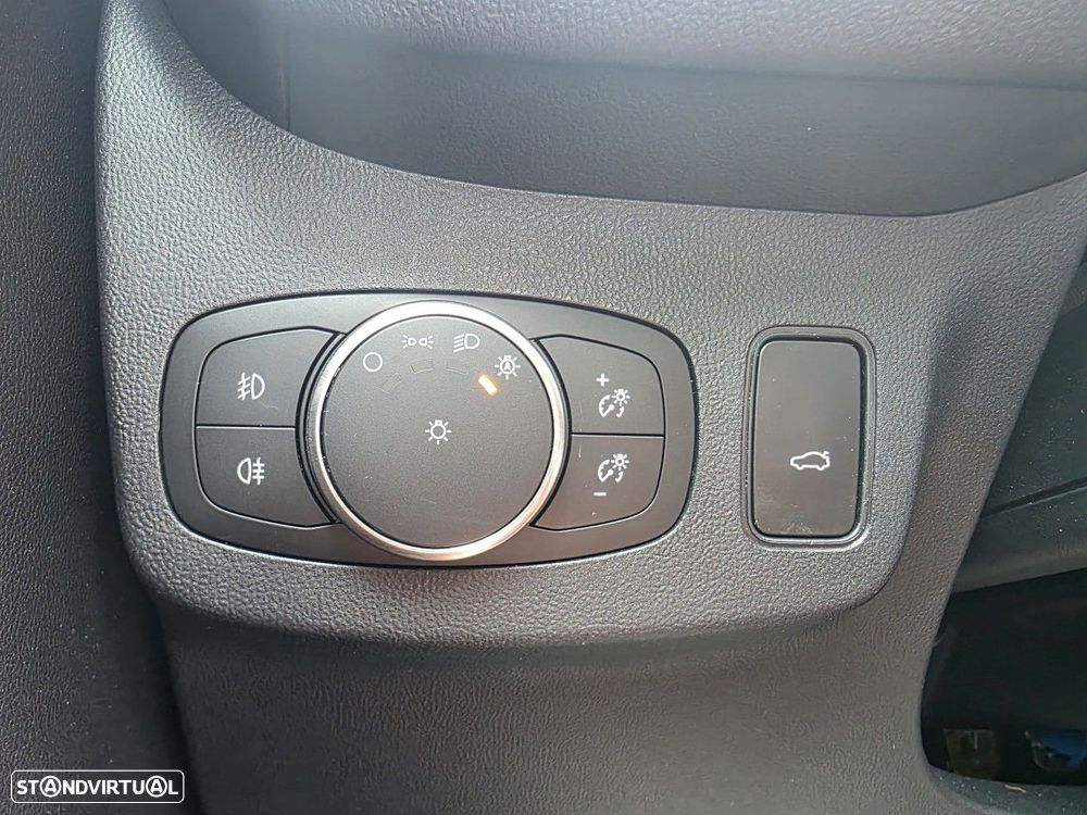 Ford Puma 1.0 EcoBoost Hybrid ST-LINE - 32