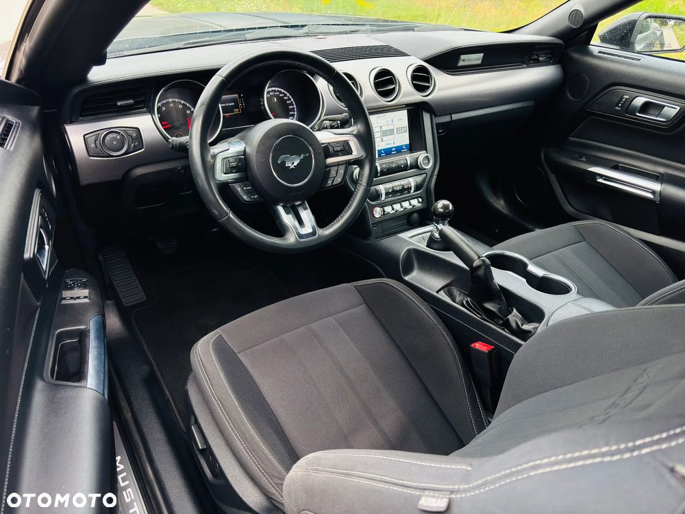 Ford Mustang - 15
