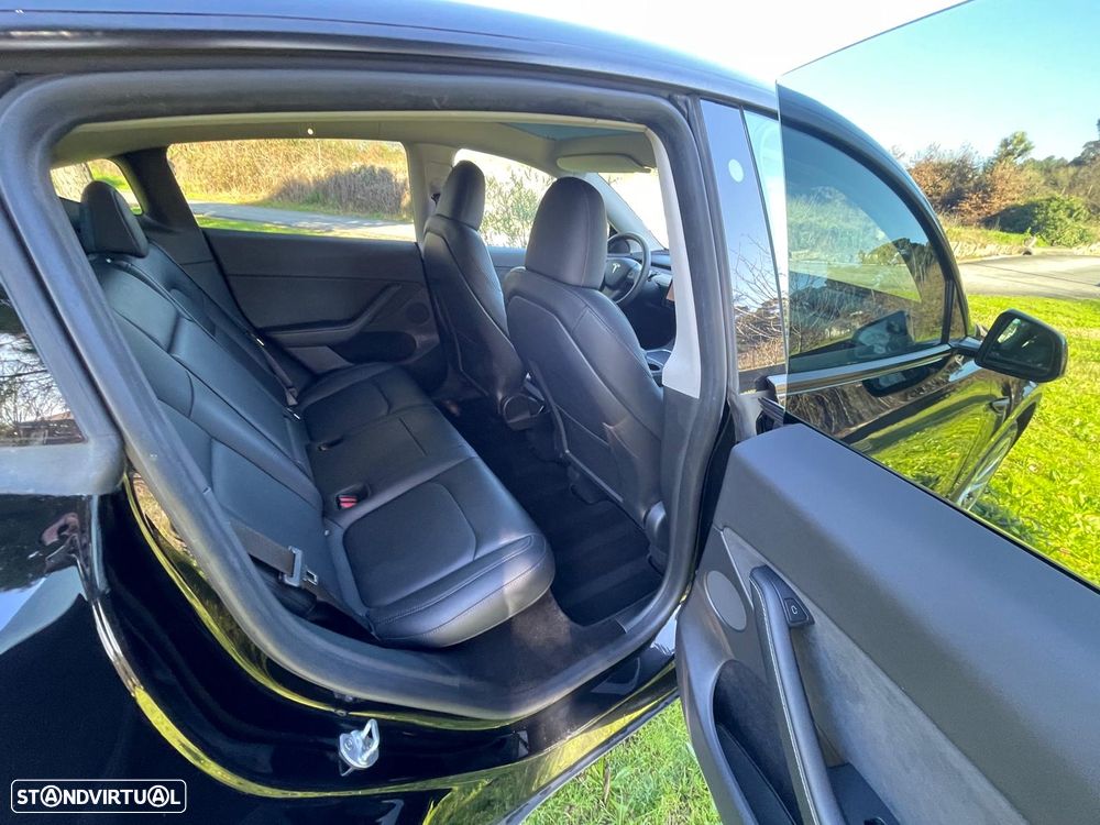 Tesla Model Y RWD - 21