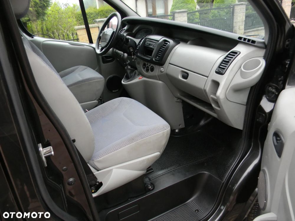 Renault Trafic - 18