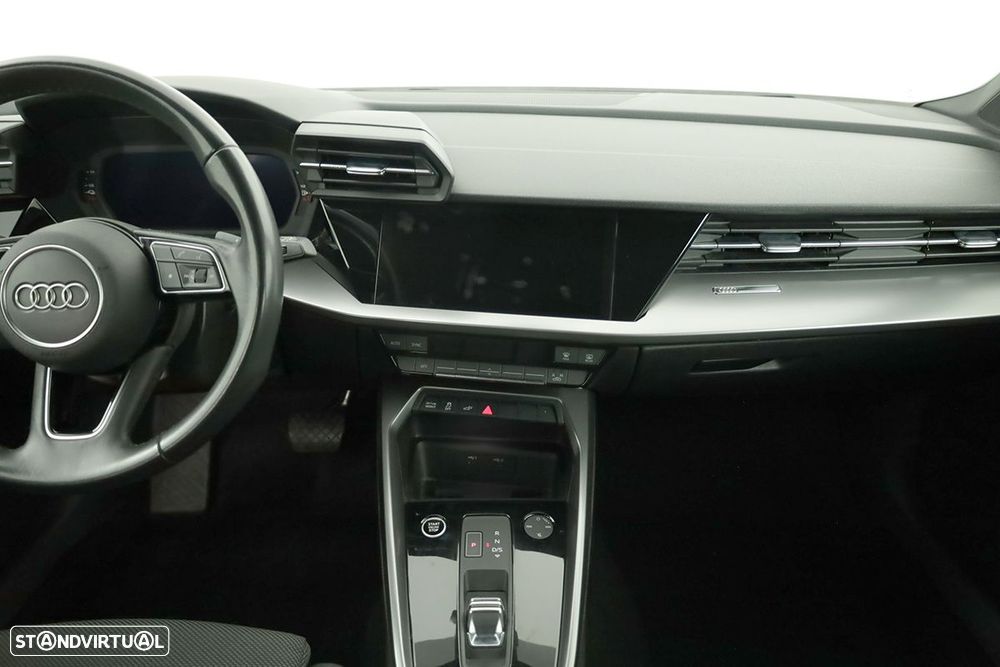 Audi A3 Sportback 45 TFSIe S line - 9