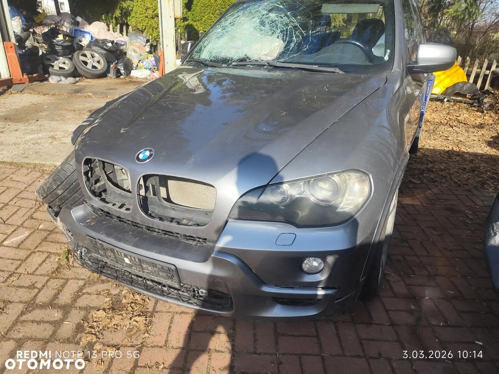 BMW X5 4.8i xDrive - 2