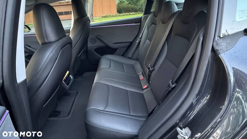 Tesla Model 3 Langstreckenbatterie Allradantrieb Dual Motor - 10