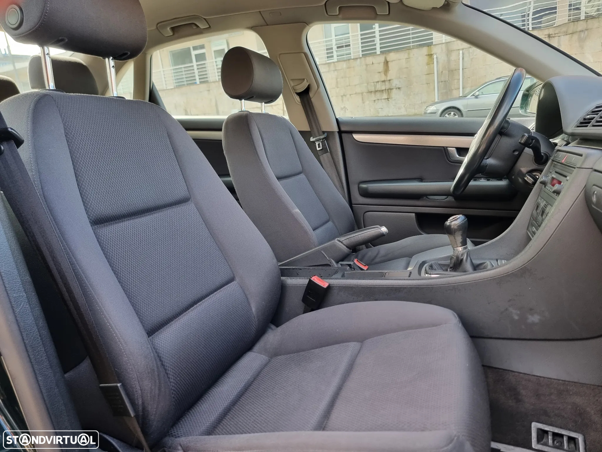 Audi A4 1.6 Exclusive - 14