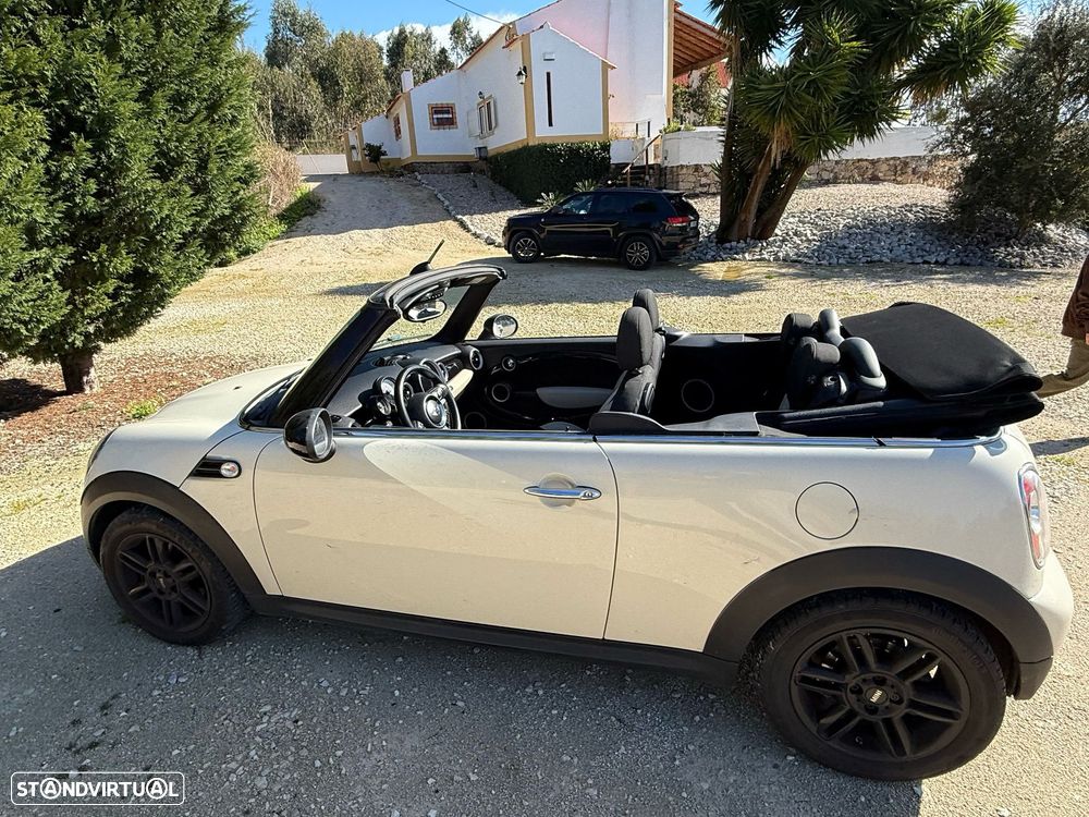 MINI Cabrio Cooper D - 6