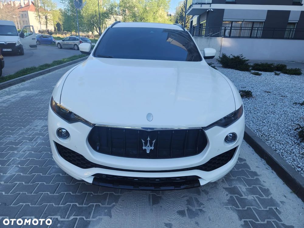 Maserati Levante Q4 - 2