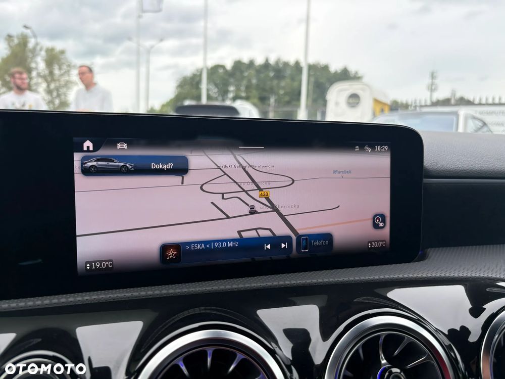 Mercedes-Benz Klasa A 250 e PHEV AMG Line 8G-DCT - 22