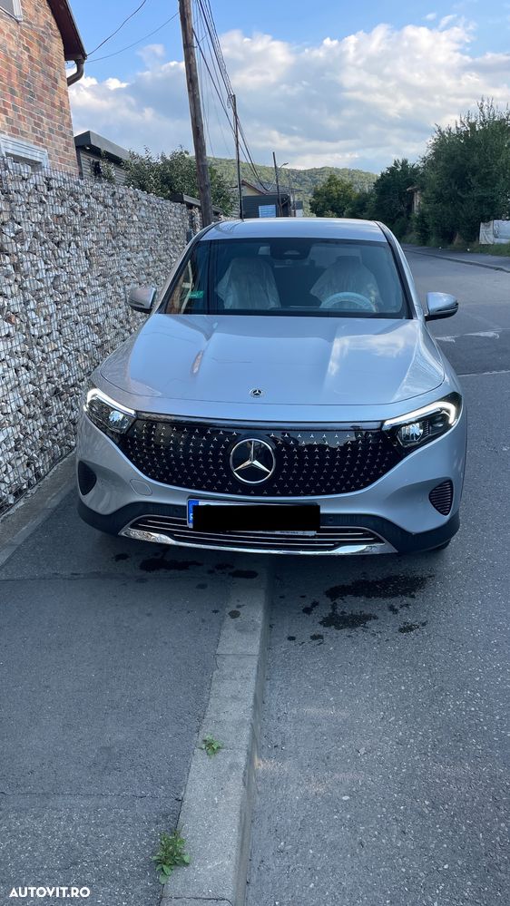 Mercedes-Benz EQB 250+ - 2
