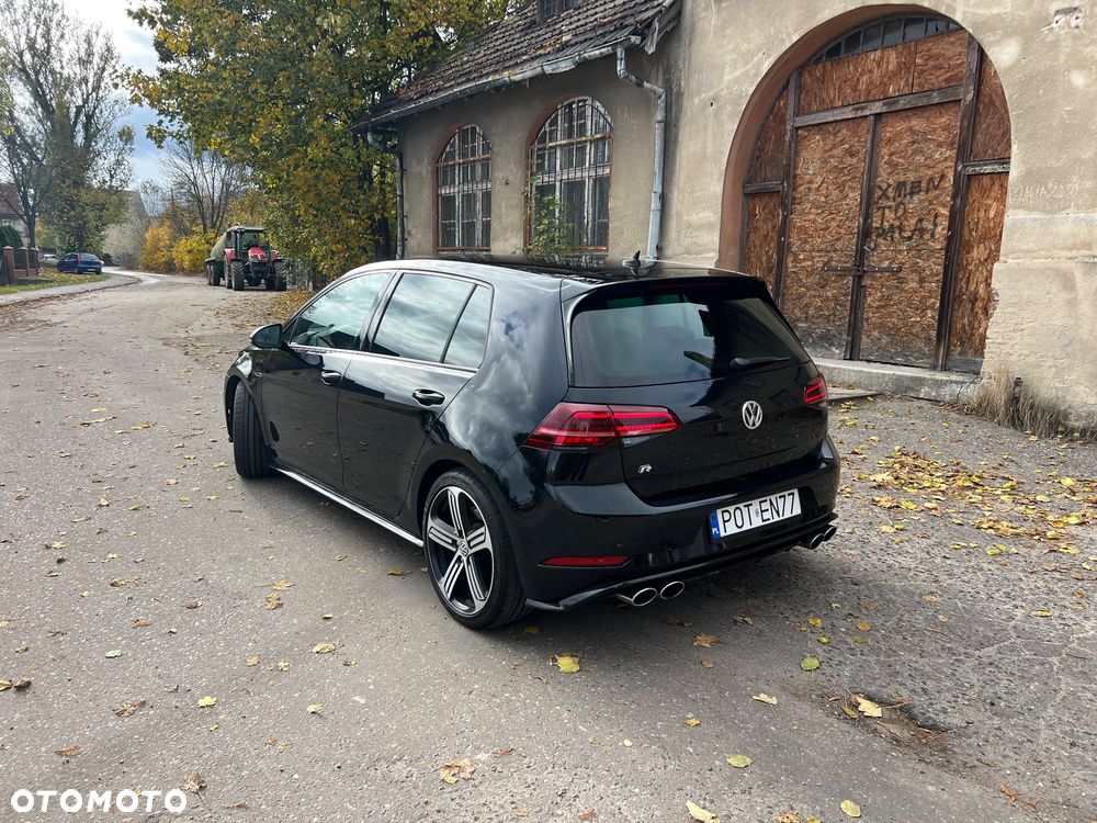 Volkswagen Golf R 4Motion (BlueMotion Technology) DSG - 7