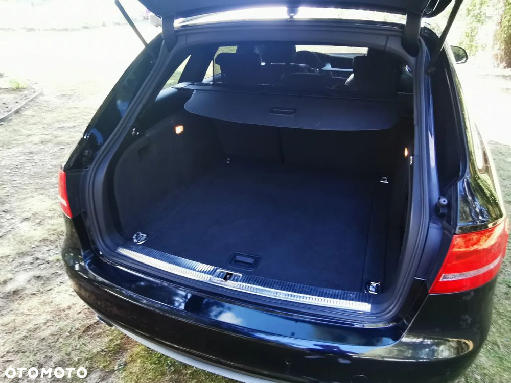 Audi A4 Avant - 10