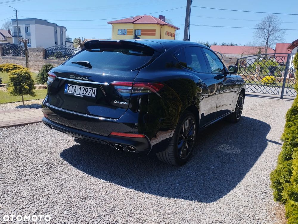 Maserati Levante Modena - 3