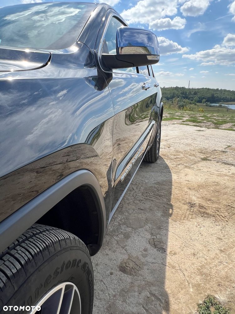 Jeep Grand Cherokee - 8