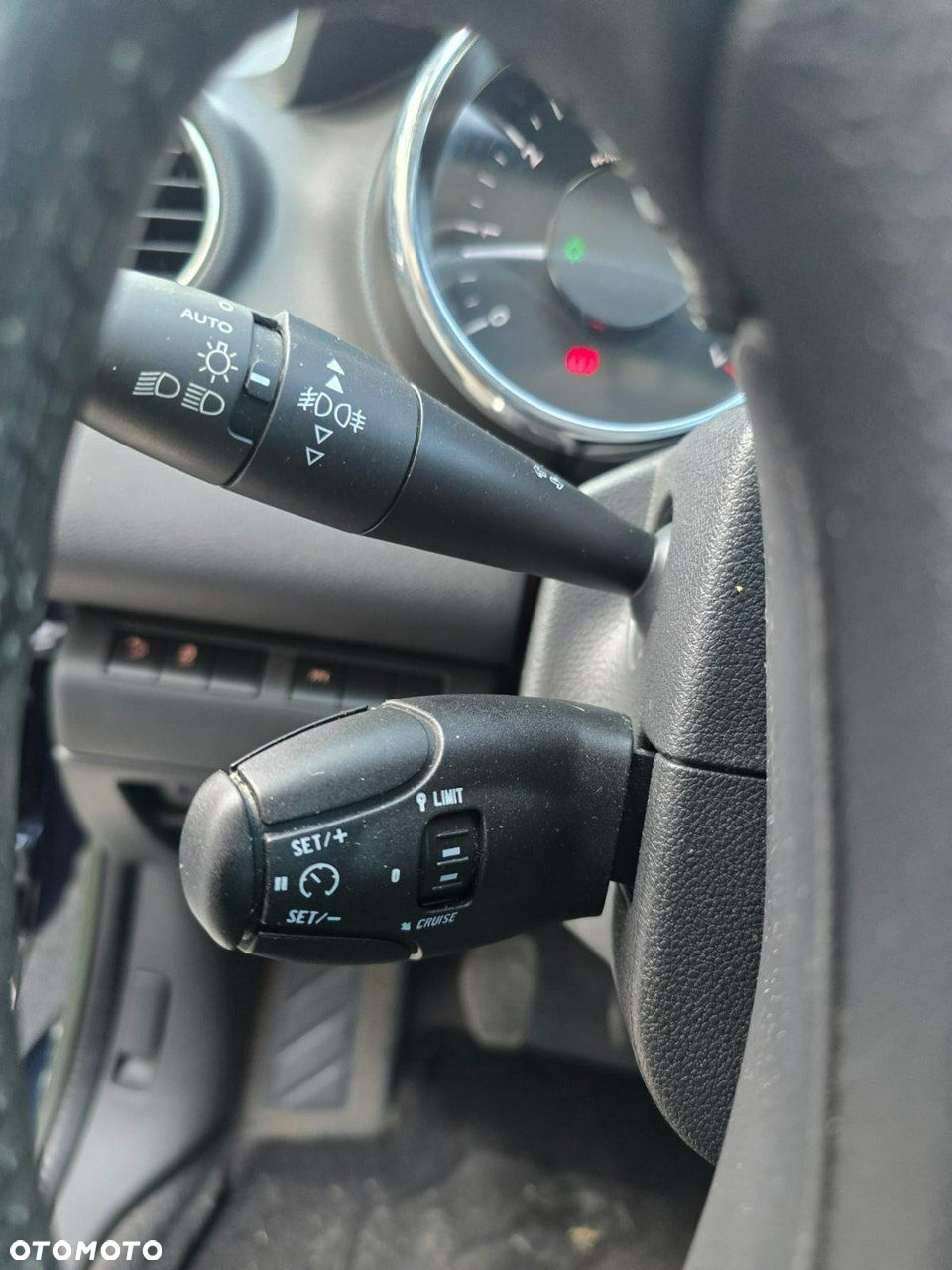 Peugeot 3008 - 18