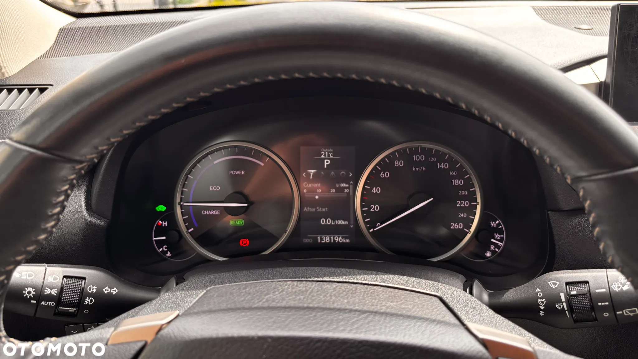 Lexus NX 300h Elite AWD - 11