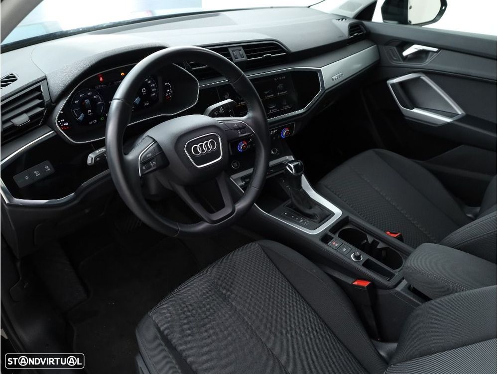 Audi Q3 Sportback 45 TFSIe S line S tronic - 13