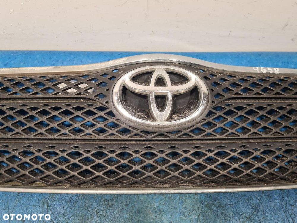 TOYOTA COROLLA  E12 ATRAPA / GRILL - 3