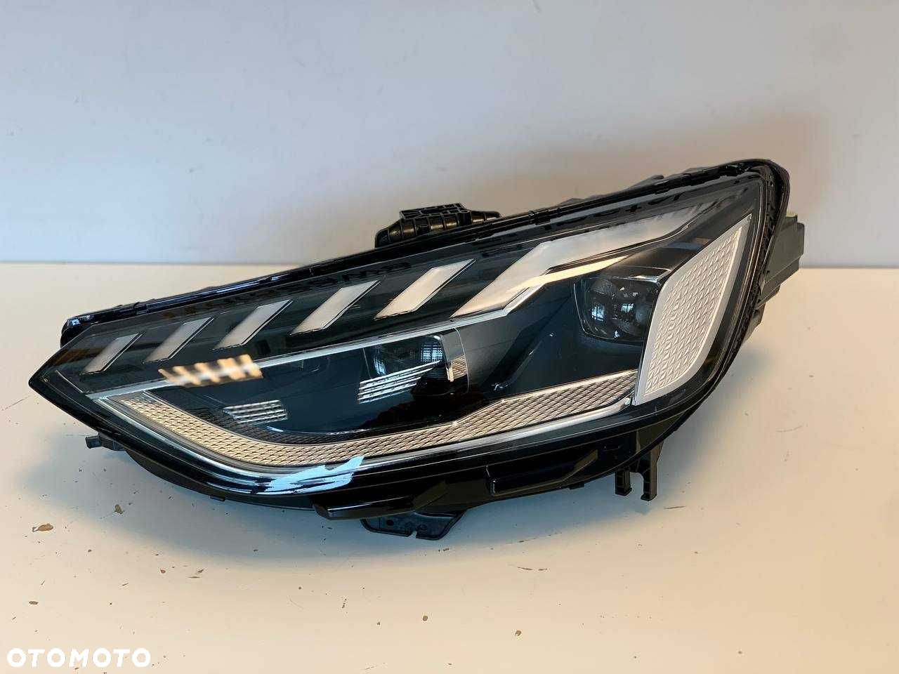 Prawa Lewa Lampa Reflektor Audi A4 B9 8W0 Lift Full LED Matrix - 6