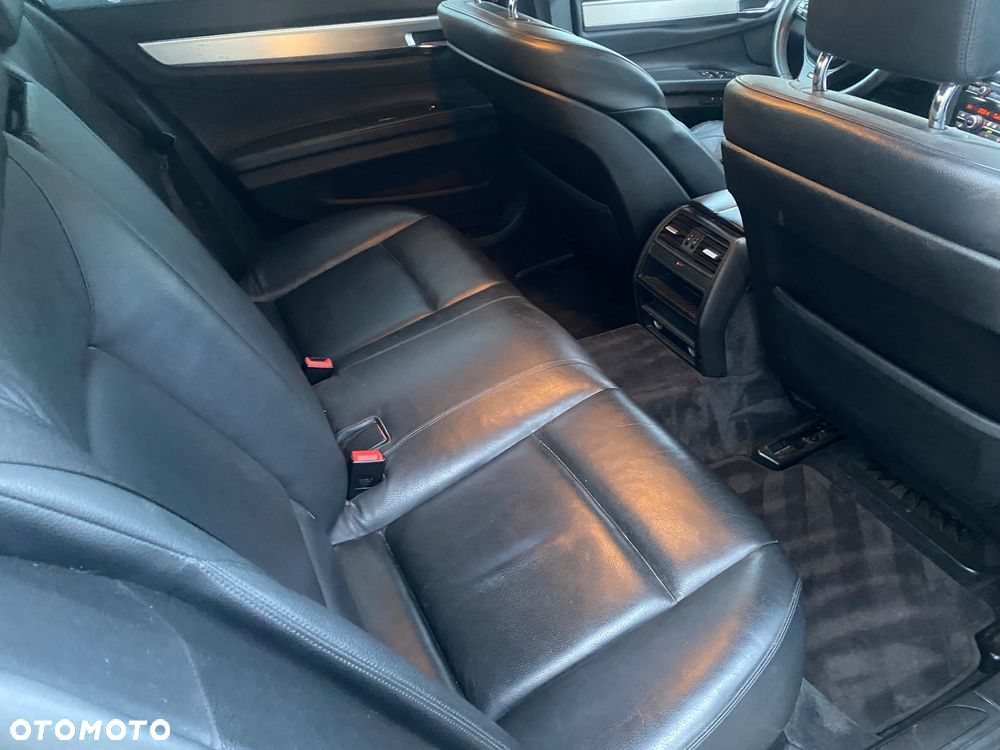 BMW Seria 7 730d Blue Performance - 19