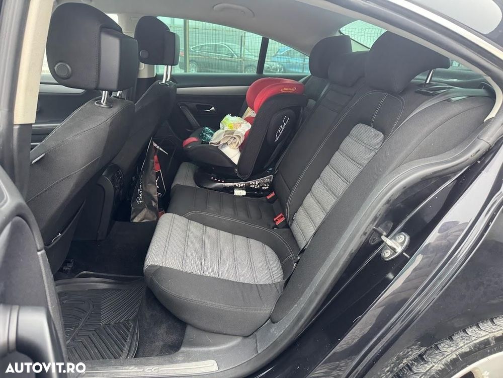 Volkswagen Passat CC - 8