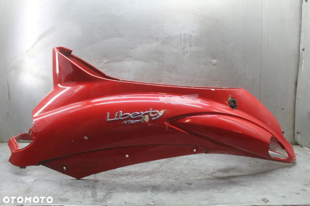 Piaggio Liberty 50 125 bok boczek obudowa kufra osłona owiewka - 1