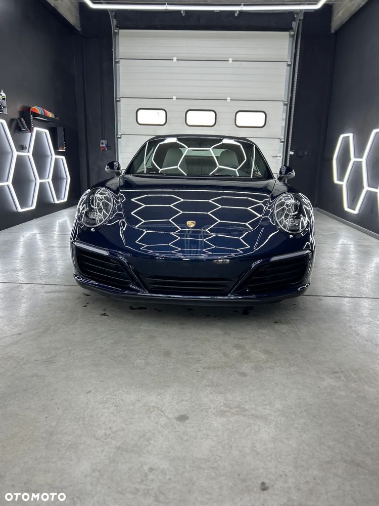Porsche 911 Carrera PDK - 3