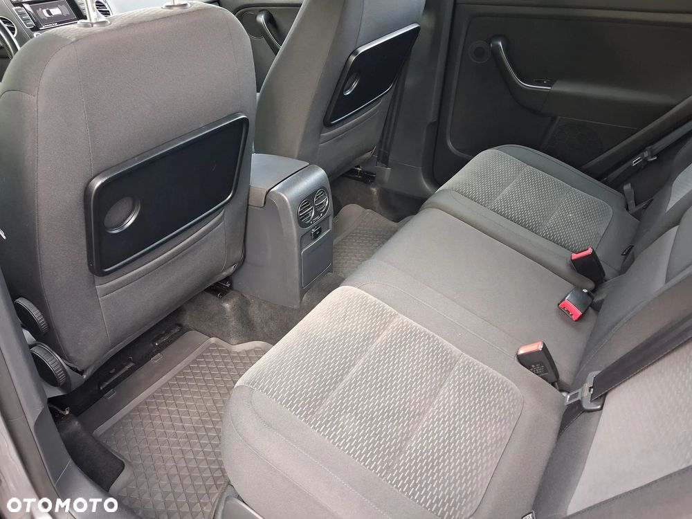 Volkswagen Golf Plus 1.6 Comfortline - 11