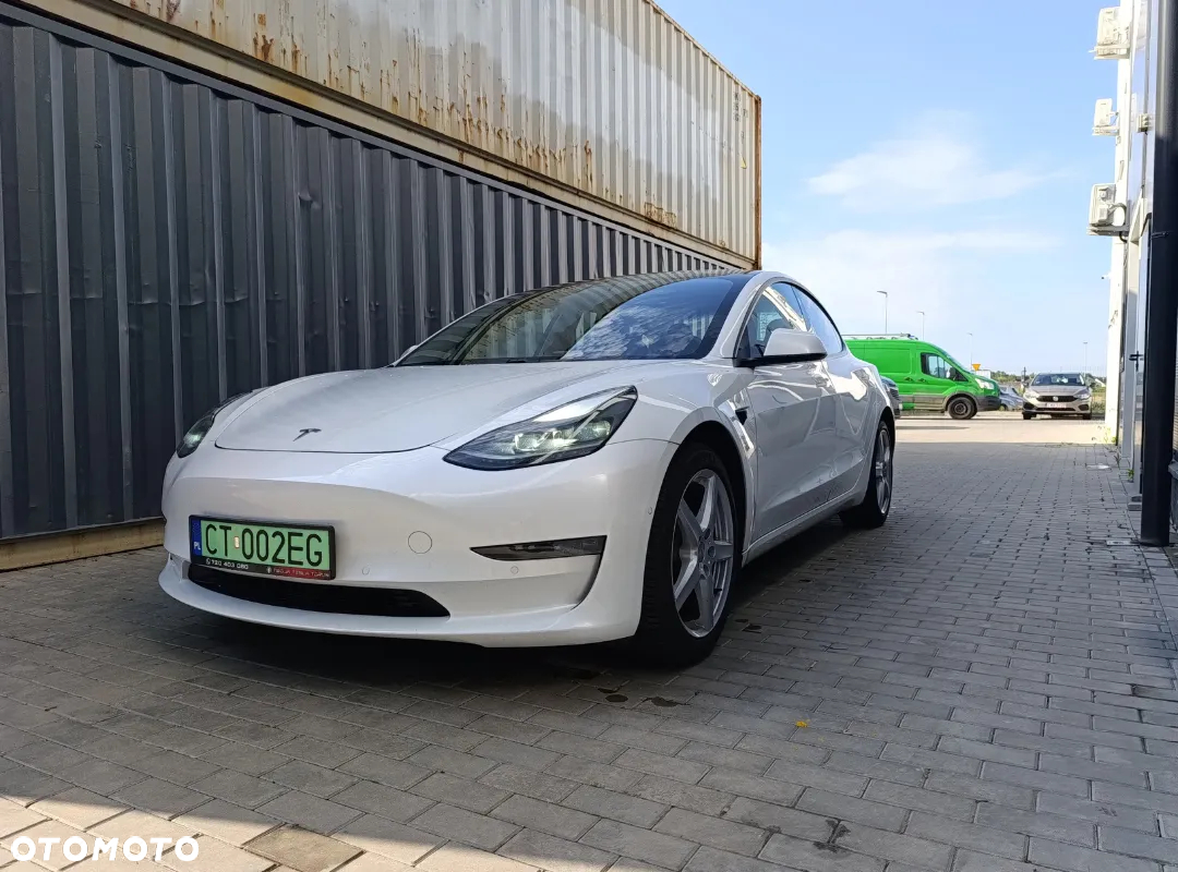 Tesla Model 3 Langstreckenbatterie Allradantrieb Dual Motor - 3