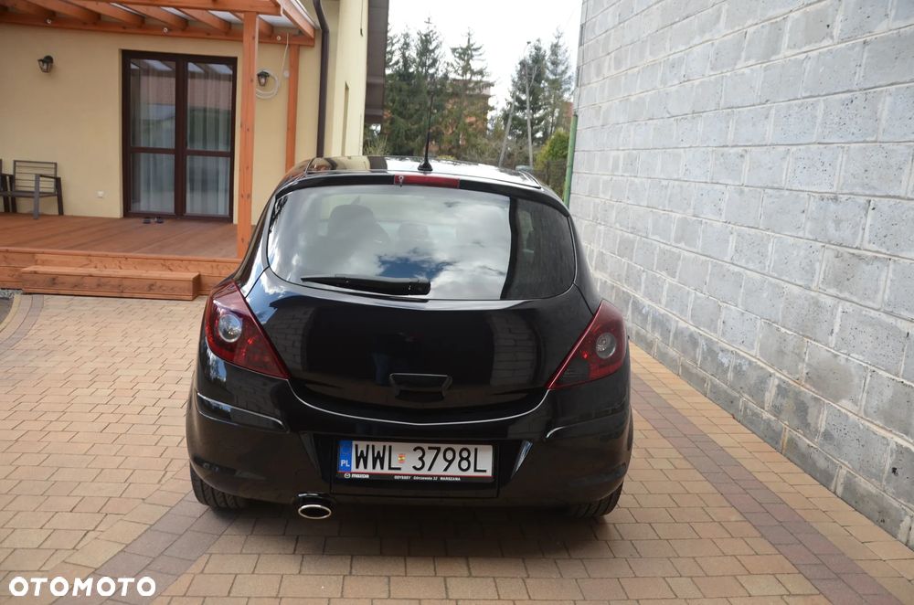 Opel Corsa 1.7 CDTI Cosmo - 4