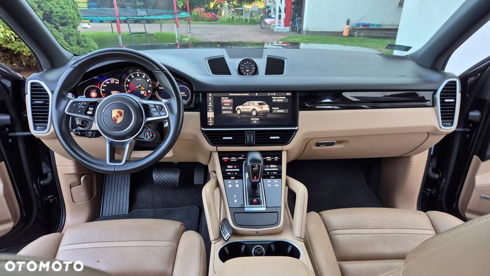 Porsche Cayenne Platinum Edition - 30