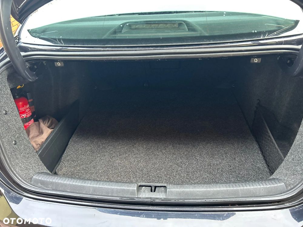 Volkswagen Jetta 1.4 TSI Comfortline - 15