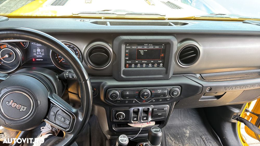 Jeep Wrangler - 22