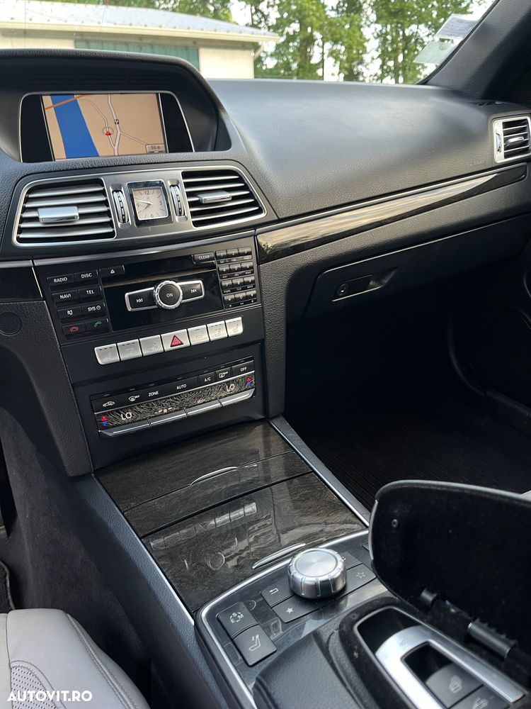 Mercedes-Benz E - 10