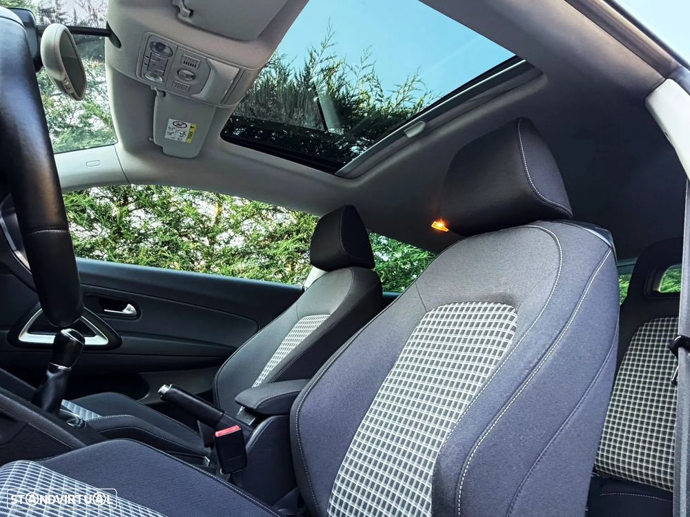 VW Scirocco 2.0 TDI Sport - 11