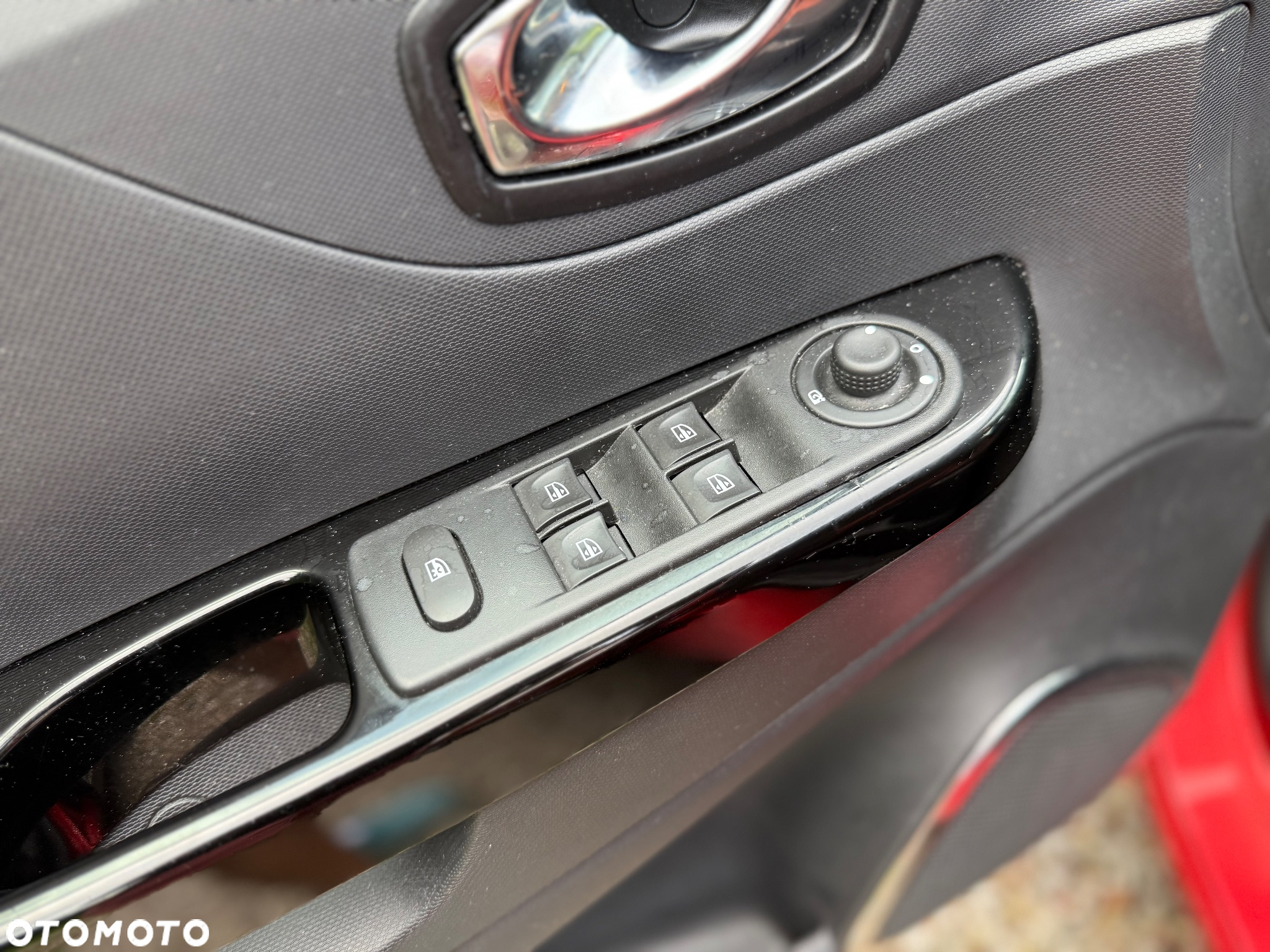 Renault Captur ENERGY TCe 120 EDC Luxe - 13
