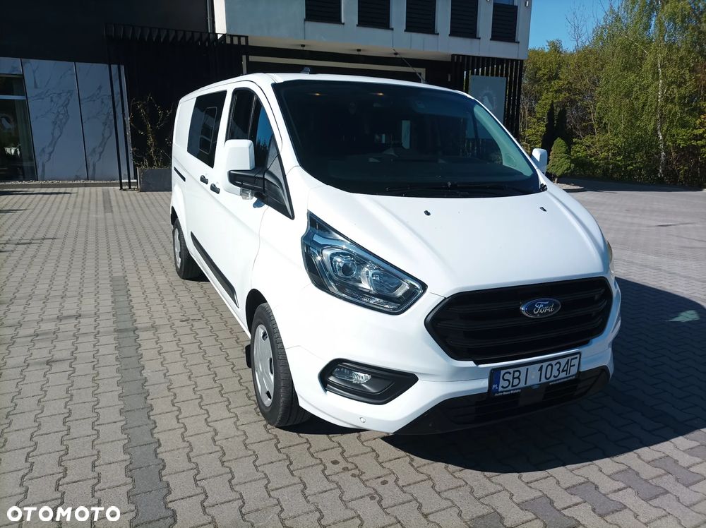 Ford TRANSIT CUSTOM - 3
