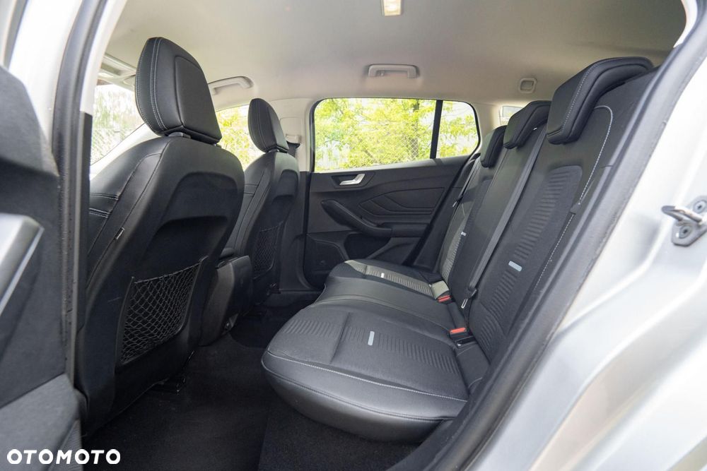 Ford Focus 1.5 EcoBlue Active Business - 15