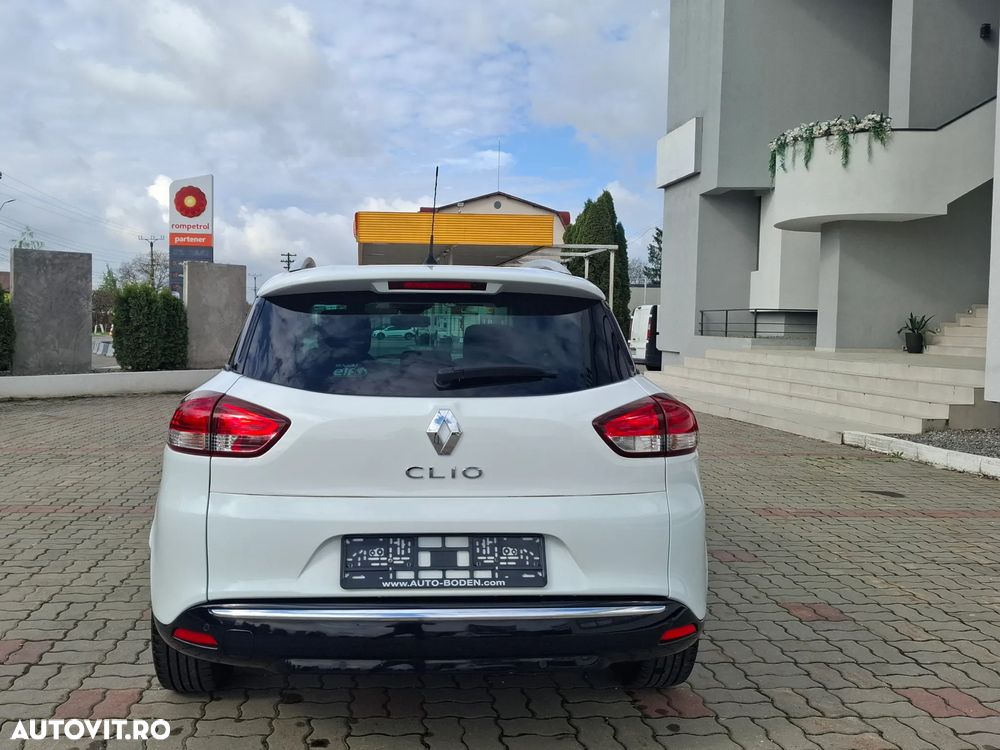 Renault Clio 1.2 16V Luxe Dynamique - 11