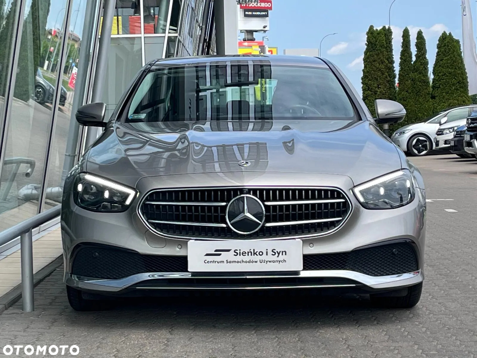 Mercedes-Benz Klasa E 220 d Avantgarde - 12