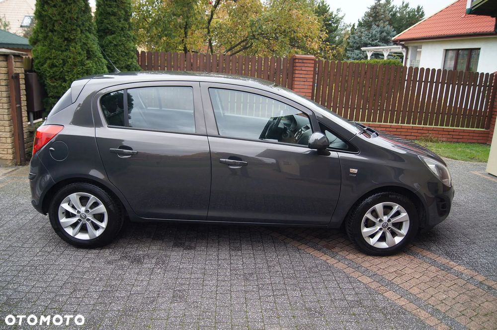 Opel Corsa 1.4 16V Energy - 6