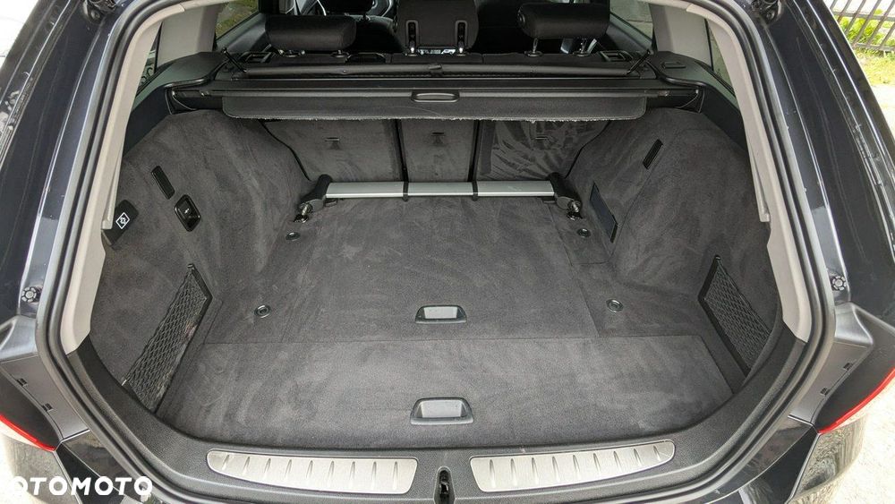 BMW Seria 3 - 36