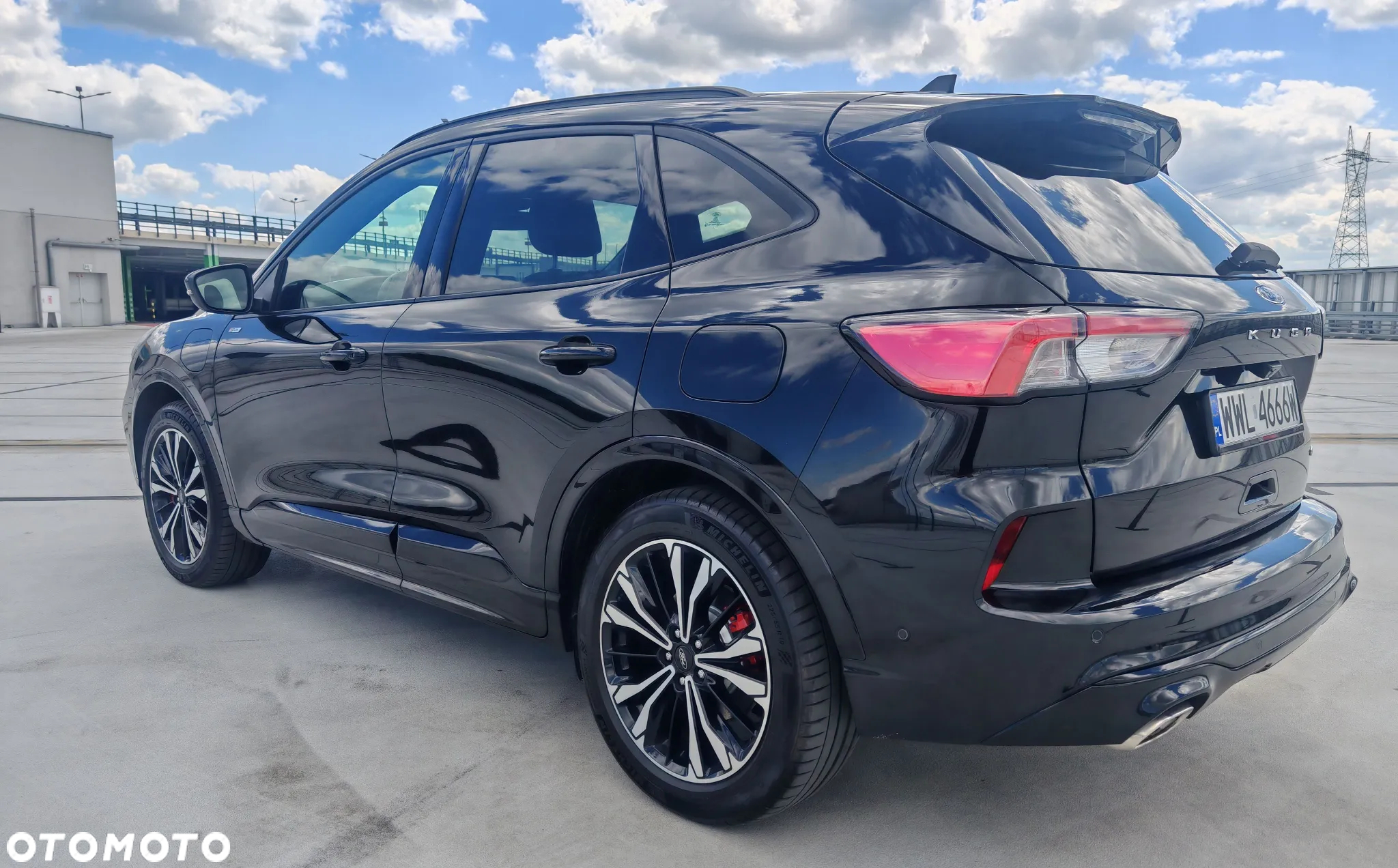 Ford Kuga 2.5P PHEV FWD ST-Line X - 4