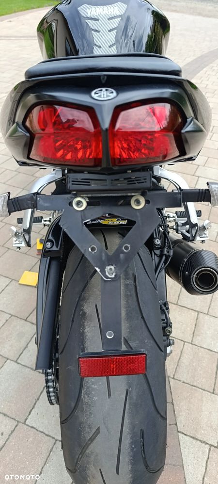 Yamaha FZ - 30