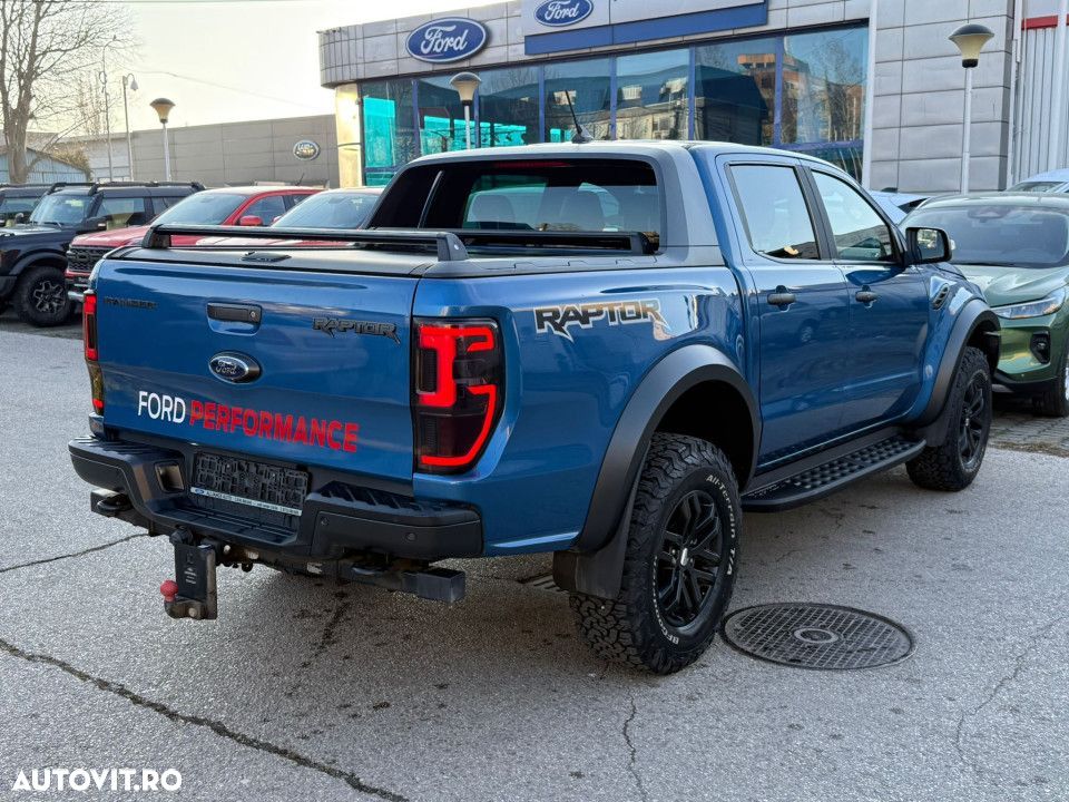 Ford Raptor - 11