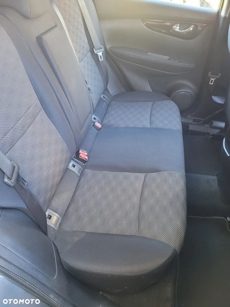 Nissan Qashqai - 12